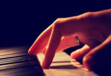 雷火电竞登录-银河战舰沉没之夜：皇马止步欧冠引爆足坛的五大争议漩涡