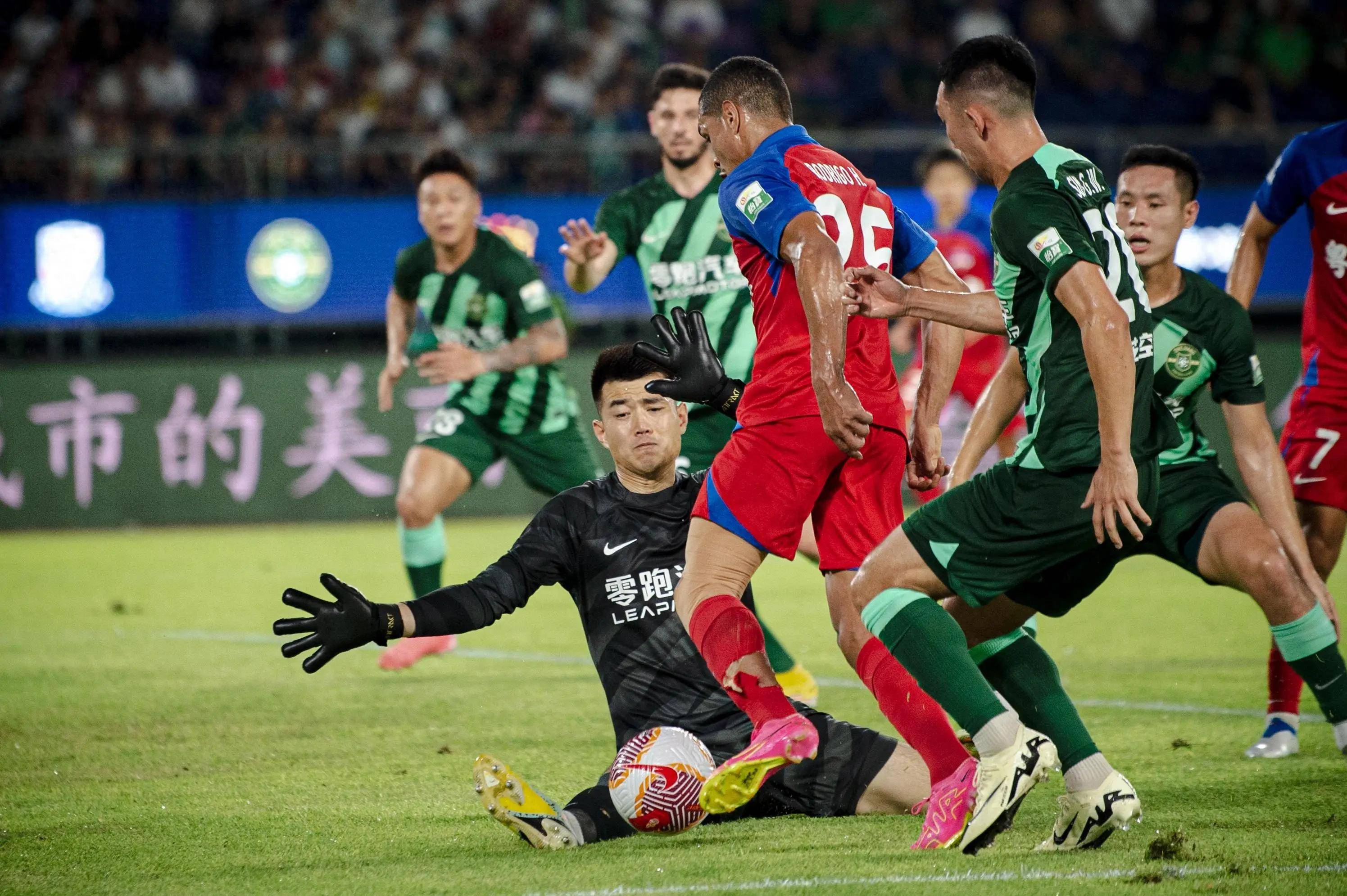 雷火电竞入驻-球队战术调整成效显著，取得连胜的简单介绍