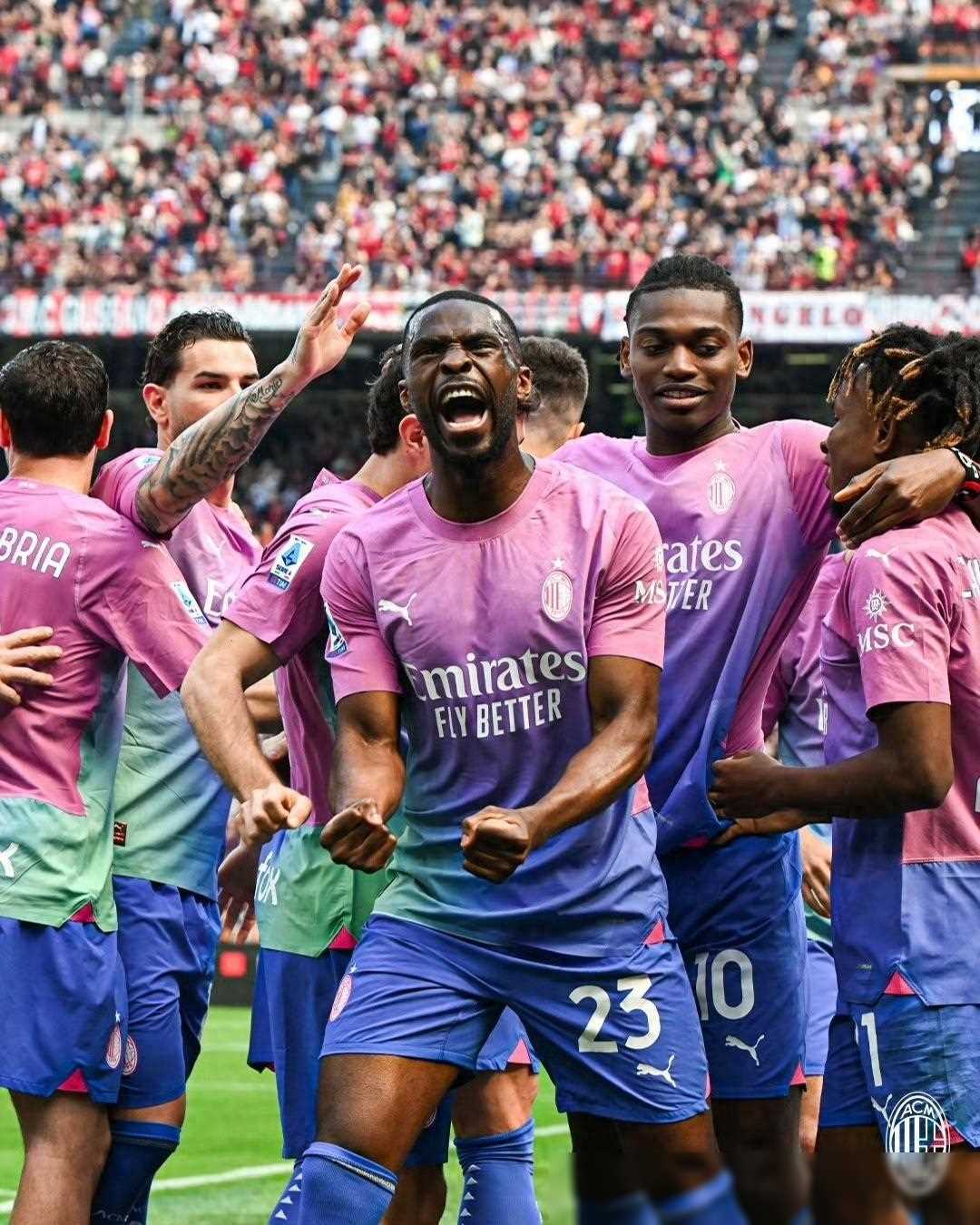 切尔西球队调整阵容备战重要比赛