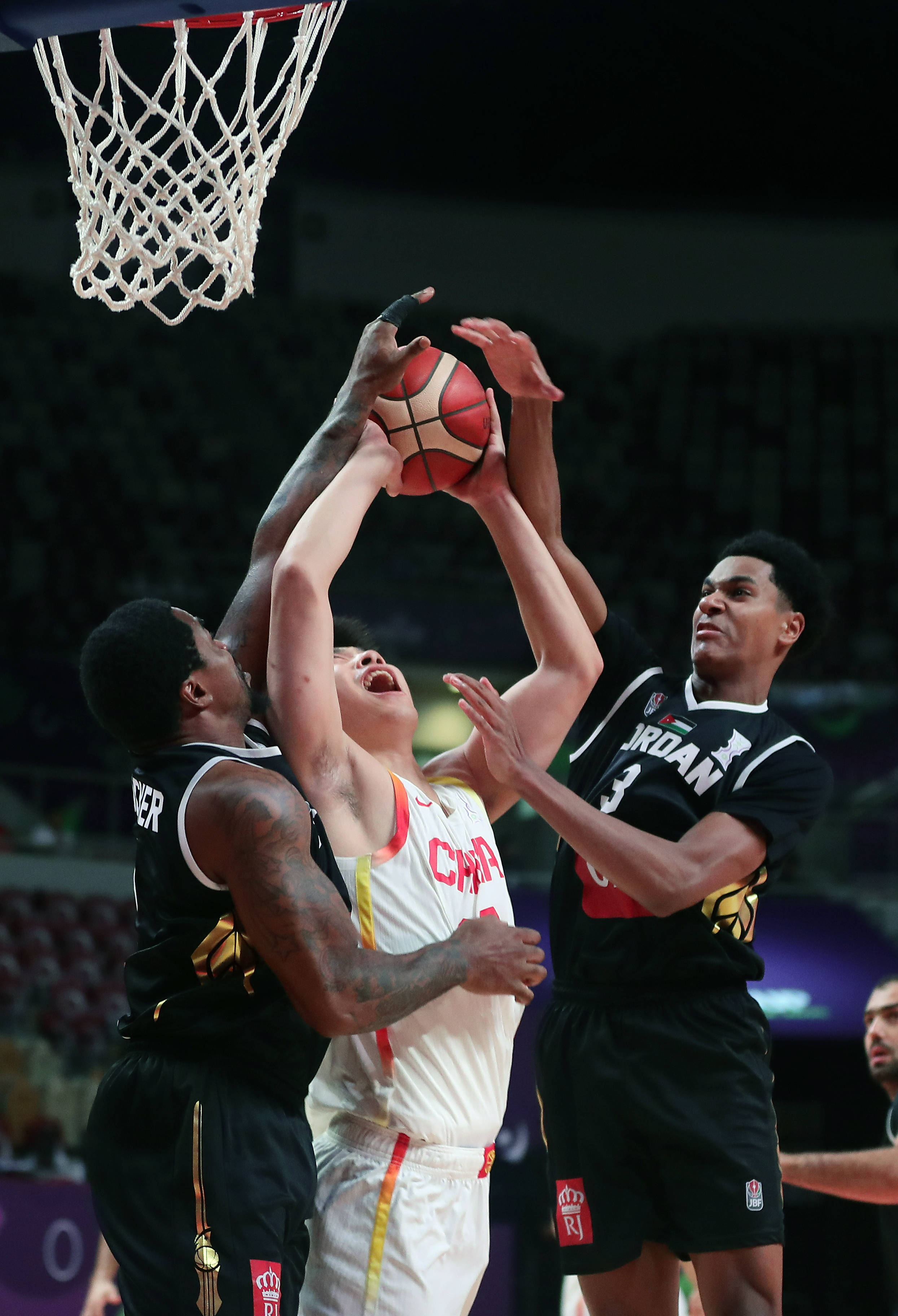 雷火电竞亚洲先驱-世界赛舞台，篮球代表国家出征荣耀