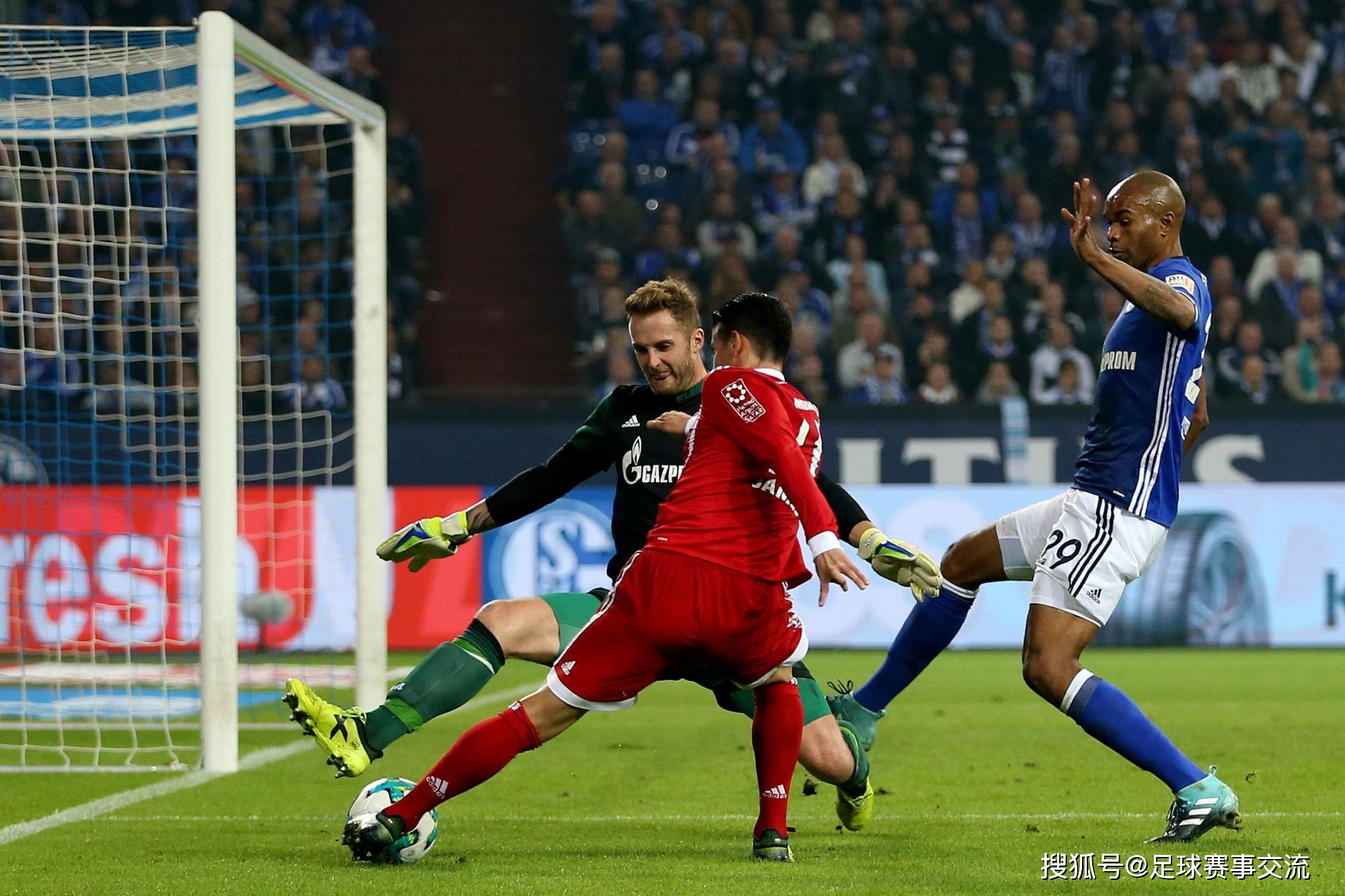 塔尔康斯奇利亚助攻制胜，沙尔克豪取三分