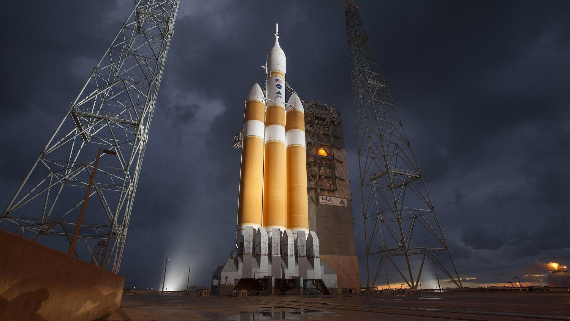 雷火电竞简介-失落的转播信号，当福登在虚拟世界封神，毕尔巴鄂正穿过安哥拉的雨林