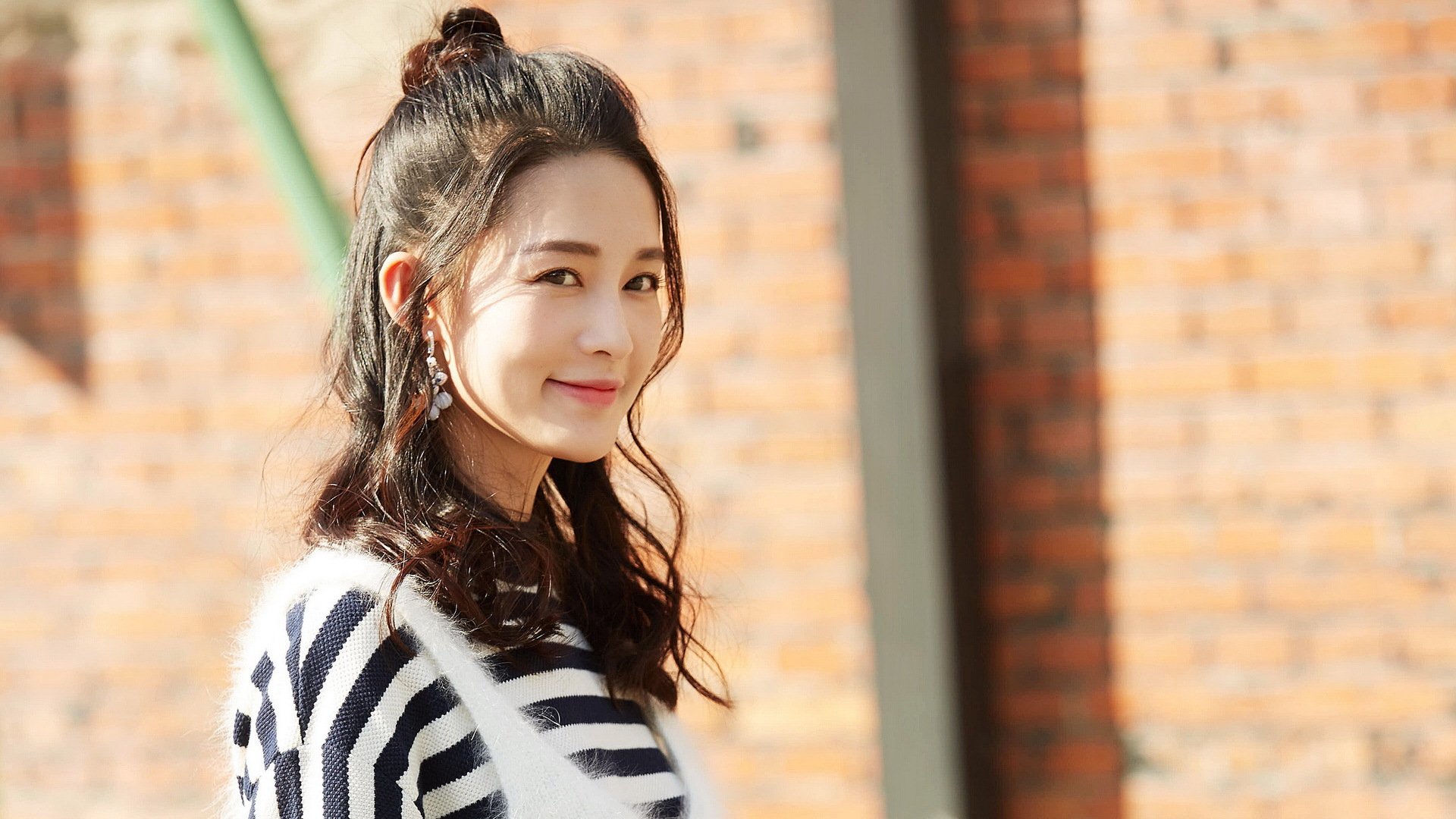 雷火电竞app-当俱乐部王牌成为国家英雄，阿劳霍的2026世界杯封神之战